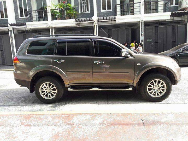 Mitsubishi montero sport 2012